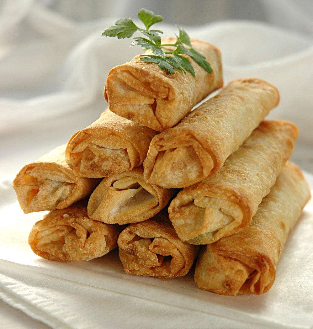 Veggie Spring Rolls
Green cabbage, onion, carrots, mushrooms, red peppers, waterchestnuts, cilantro glass noodles, soy and sesame garlic sauce loaded into a spring roll wrapper. Must be deep fried. Preparation instructions are included.
96 per case
2.5oz Rolls