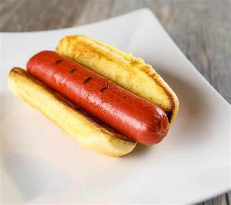 all beef hot dogs, great for grilling
Made with 100% beef
No added nitrites or nitrates, except for those naturally occurring in sea salt and celery juice powder
No by-products or fillers
No artificial colors or flavor